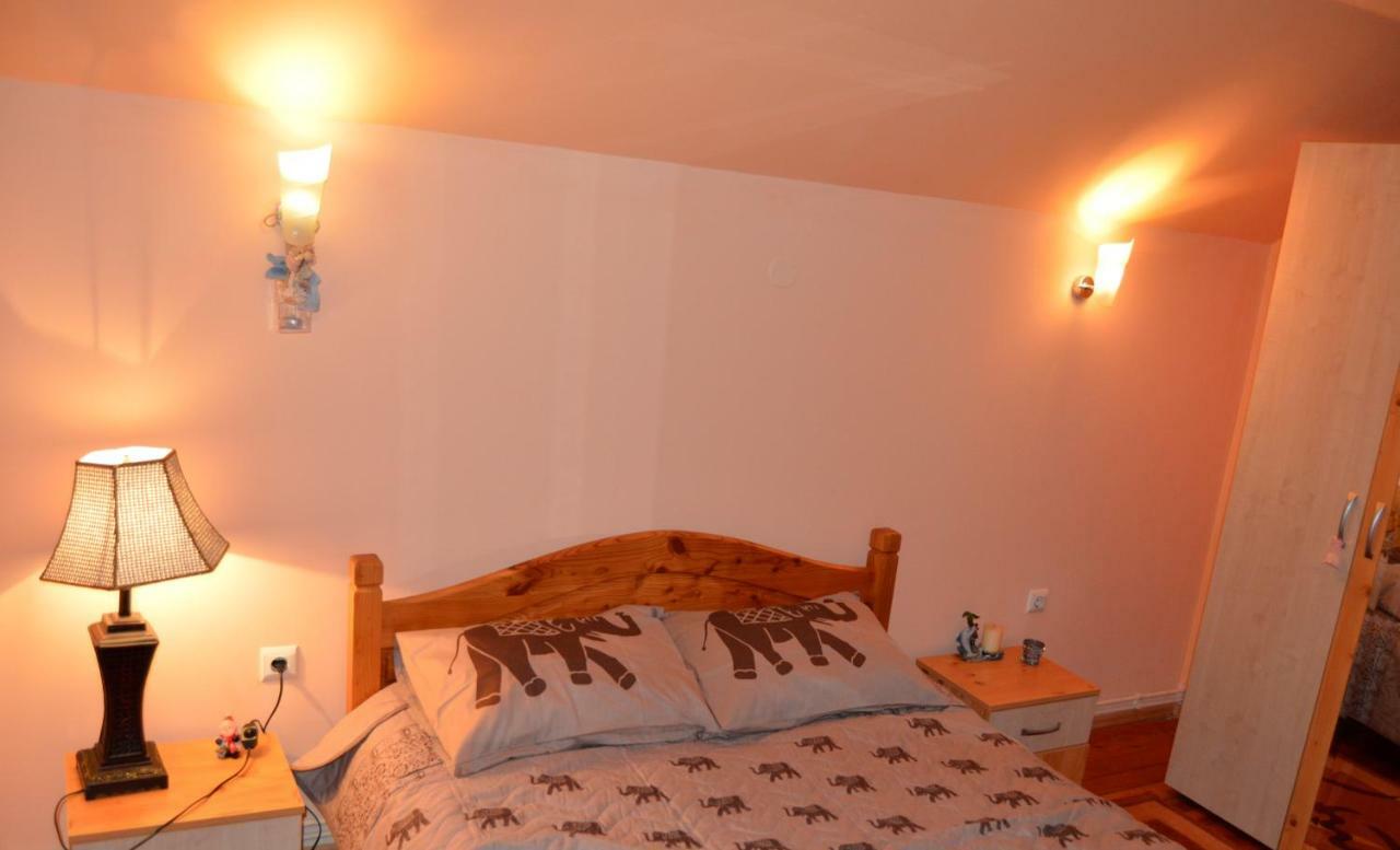 Casa Piatra Craiului Hotel Zărneşti Eksteriør billede
