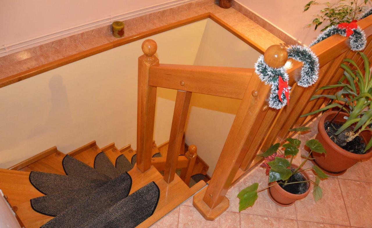 Casa Piatra Craiului Hotel Zărneşti Eksteriør billede